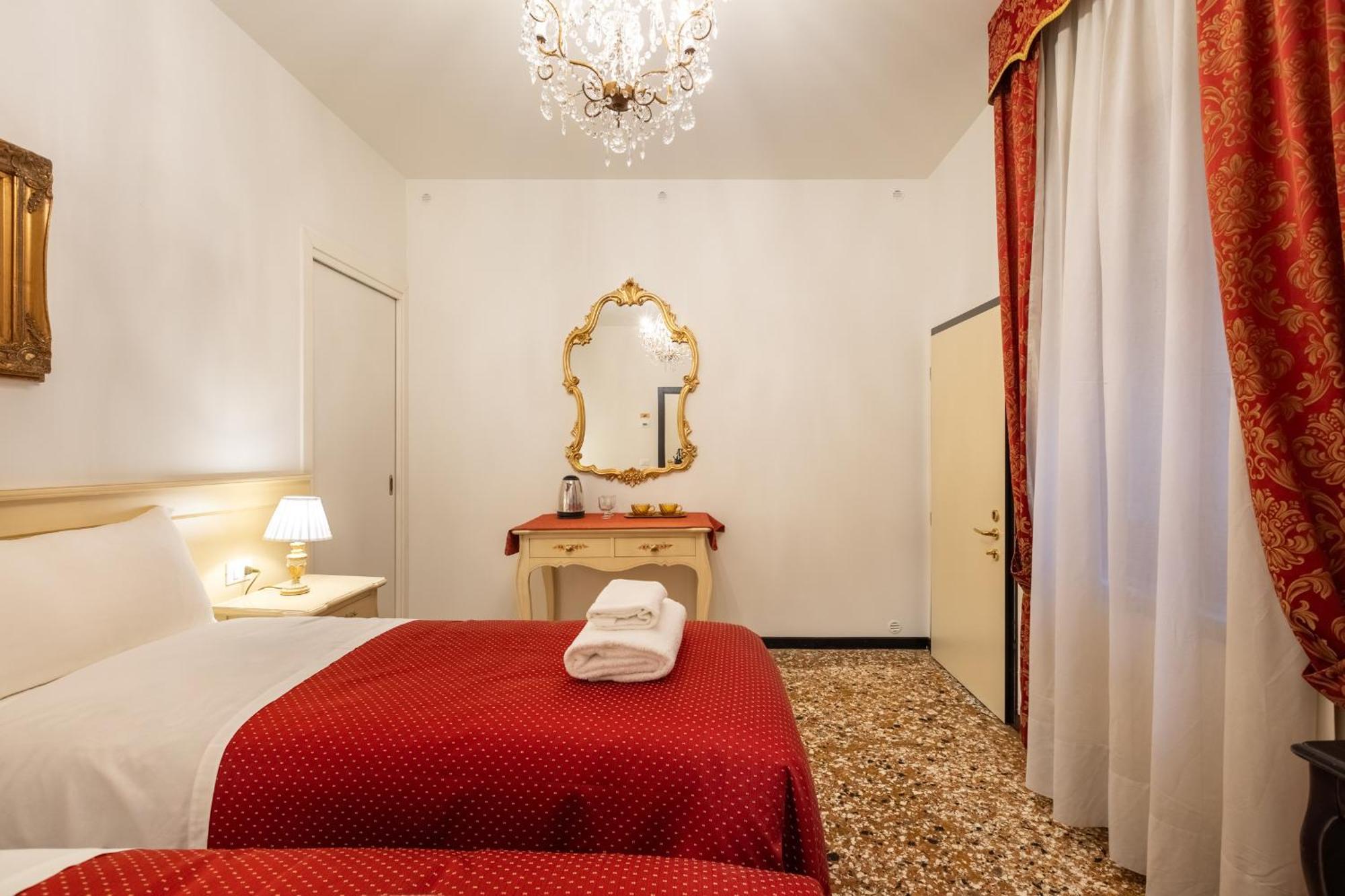 Ca' Luisa Hotel Venice Luaran gambar